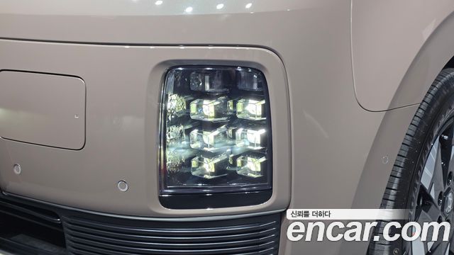 Hyundai Staria 2027 — photo 8