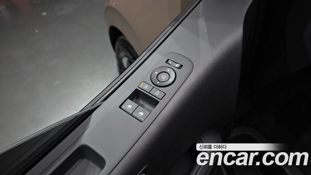 Hyundai Staria 2027 — photo 35