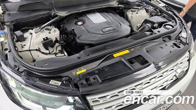 Land Rover Discovery 2018 — photo 6