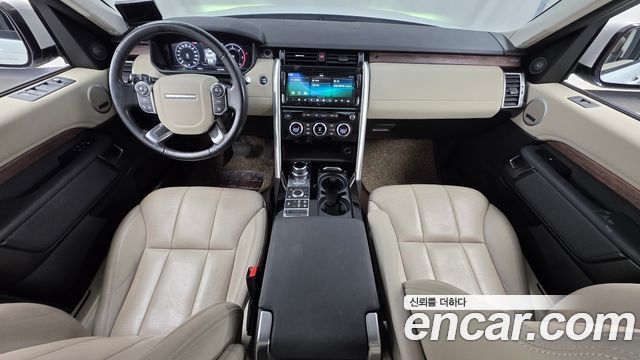 Land Rover Discovery 2018 — photo 7