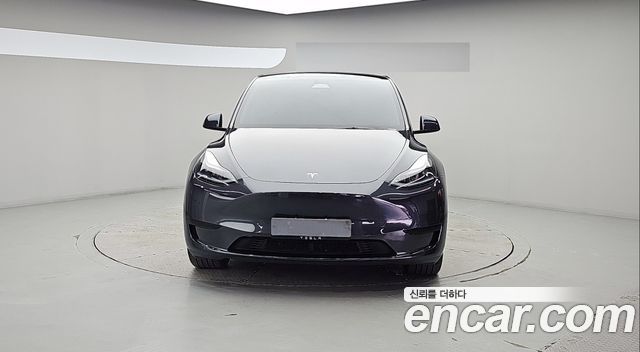 Tesla Model Y 2025 — photo 4