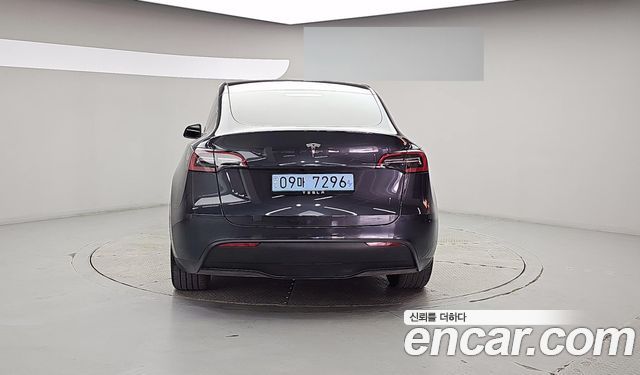 Tesla Model Y 2025 — photo 5