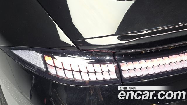 Hyundai Ioniq6 2025 — photo 9