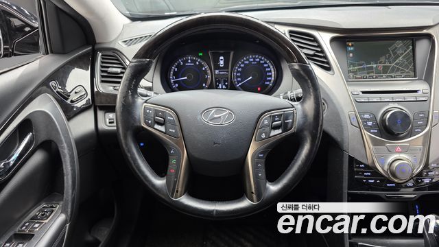 Hyundai Grandeur 2011 — photo 19