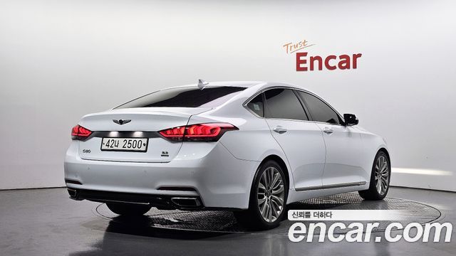 Genesis G80 2018 — photo 2