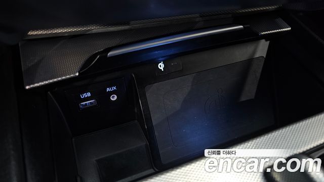 Genesis G80 2018 — photo 19
