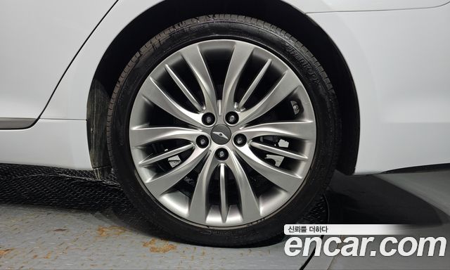 Genesis G80 2018 — photo 7