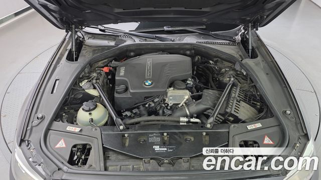 BMW 5-Series 2014 — photo 6
