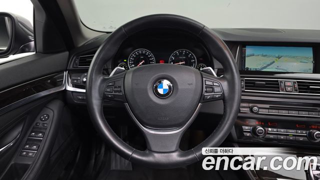 BMW 5-Series 2014 — photo 13