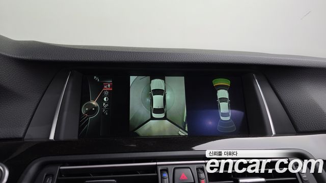 BMW 5-Series 2014 — photo 15