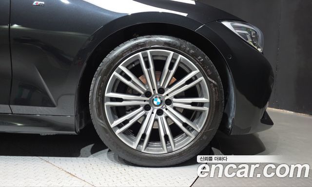 BMW 3-Series 2022 — photo 7