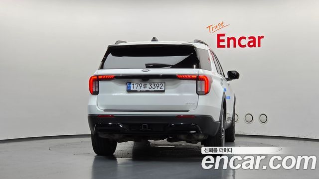 Ford Explorer 2025 — photo 4