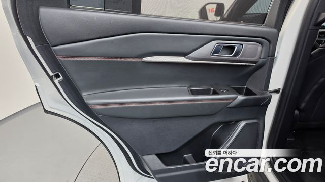 Ford Explorer 2025 — photo 15
