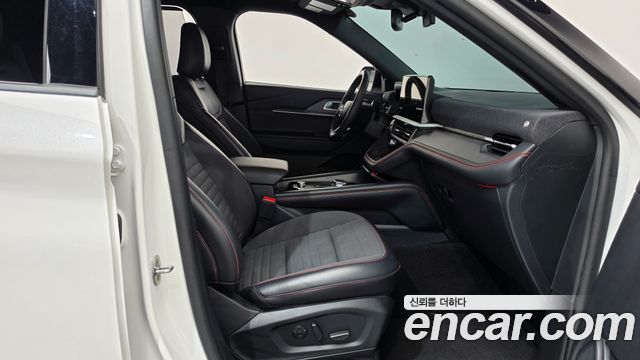 Ford Explorer 2025 — photo 16