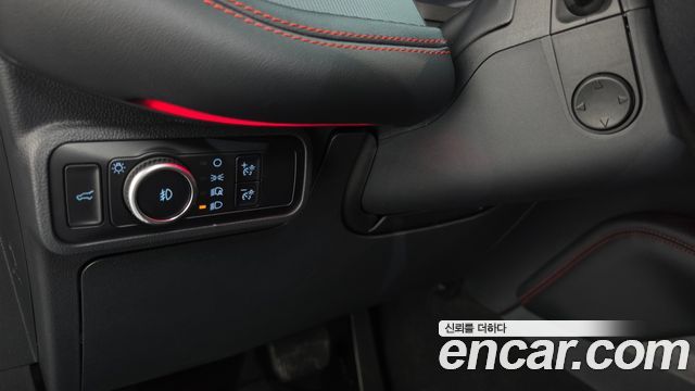 Ford Explorer 2025 — photo 28