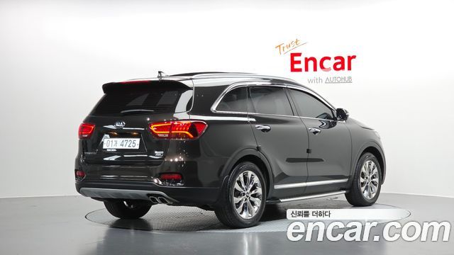 Kia Sorento 2019 — photo 2