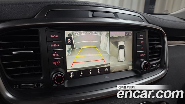 Kia Sorento 2019 — photo 21