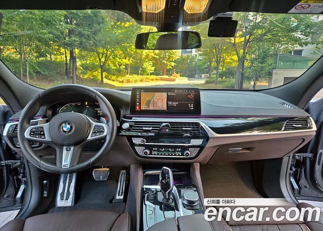BMW Gran Turismo 2024 — photo 9
