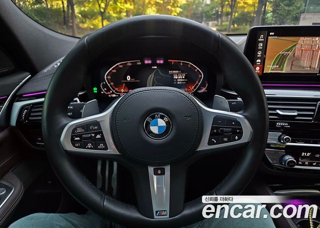 BMW Gran Turismo 2024 — photo 11