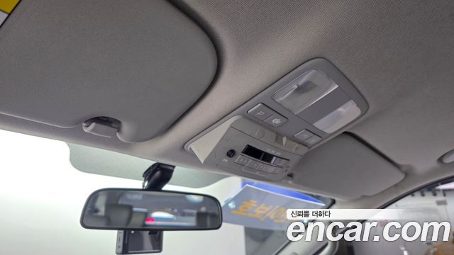 Hyundai Starex 2018 — photo 18