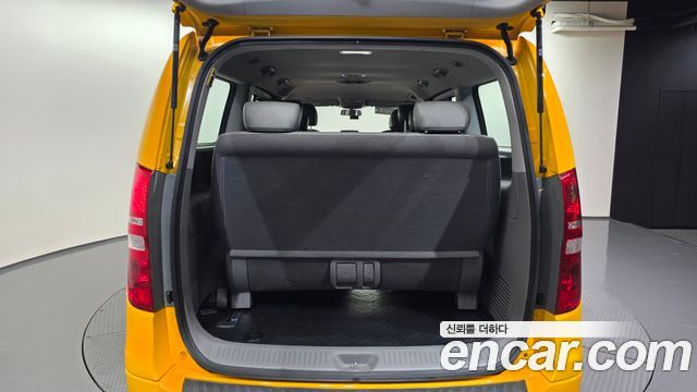 Hyundai Starex 2018 — photo 20
