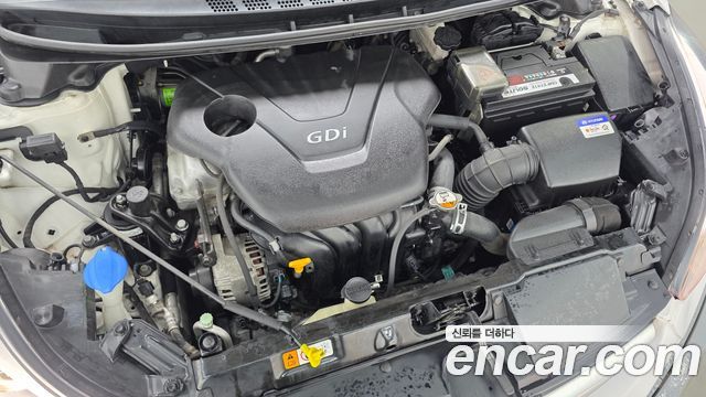 Hyundai AVANTE 2015 — photo 6