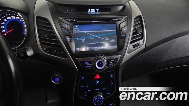 Hyundai AVANTE 2015 — photo 20