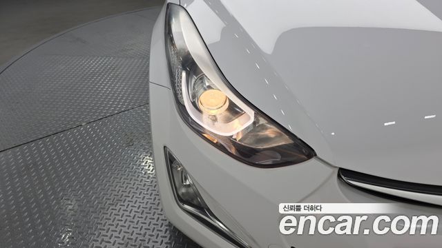 Hyundai AVANTE 2015 — photo 8