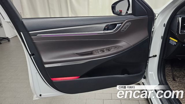 Hyundai Grandeur 2018 — photo 14