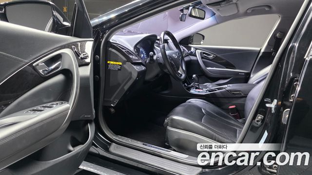 Hyundai Grandeur 2016 — photo 10