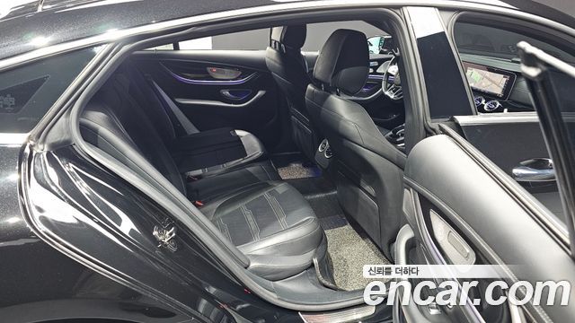 Mercedes-Benz AMG GT 2019 — photo 17
