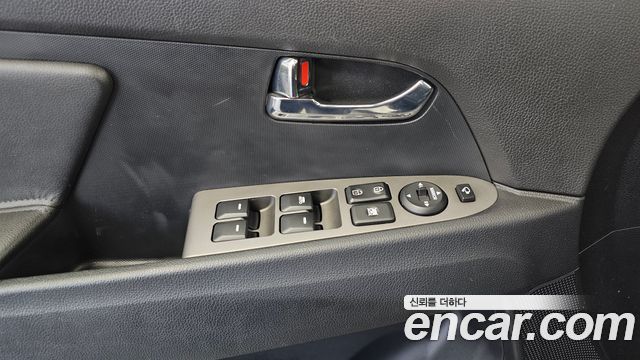 Kia Sportage 2014 — photo 32