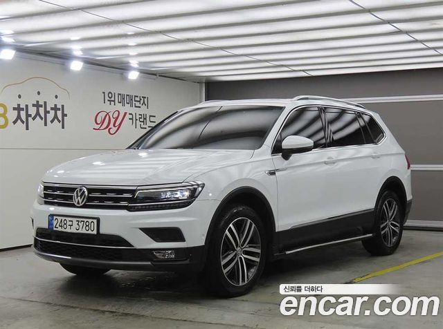 Volkswagen Tiguan 2020 — photo 1