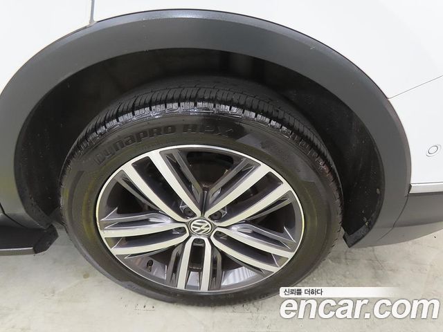 Volkswagen Tiguan 2020 — photo 5