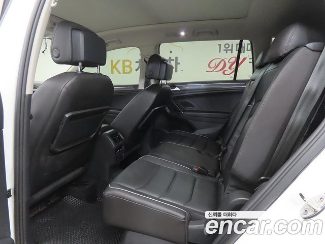 Volkswagen Tiguan 2020 — photo 10