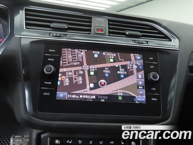 Volkswagen Tiguan 2020 — photo 13