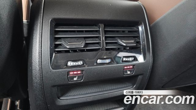 BMW X5 2019 — photo 25