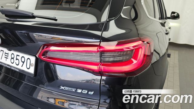 BMW X5 2019 — photo 9