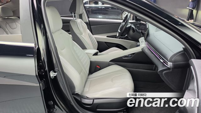 Hyundai AVANTE 2022 — photo 12