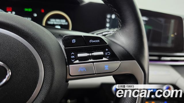 Hyundai AVANTE 2022 — photo 14