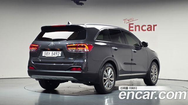 Kia Sorento 2015 — photo 2
