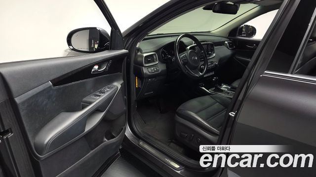Kia Sorento 2015 — photo 13