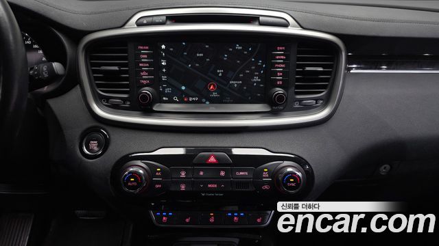 Kia Sorento 2015 — photo 21