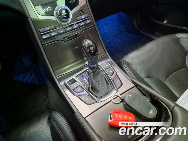 Hyundai Grandeur 2016 — photo 10