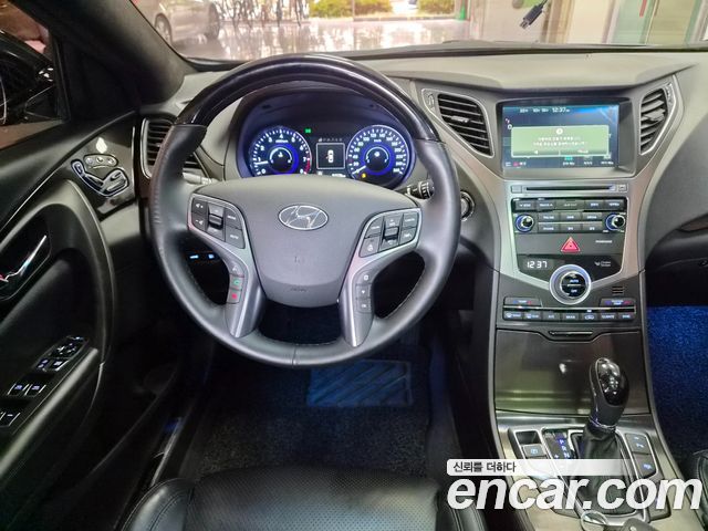 Hyundai Grandeur 2016 — photo 12
