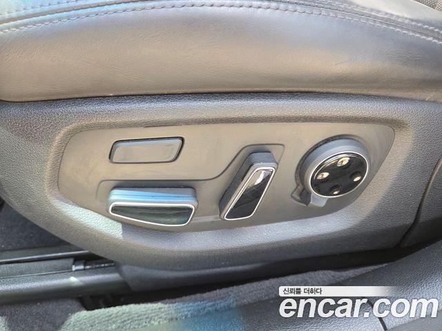 Hyundai Genesis 2015 — photo 11