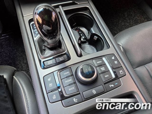 Hyundai Genesis 2015 — photo 14