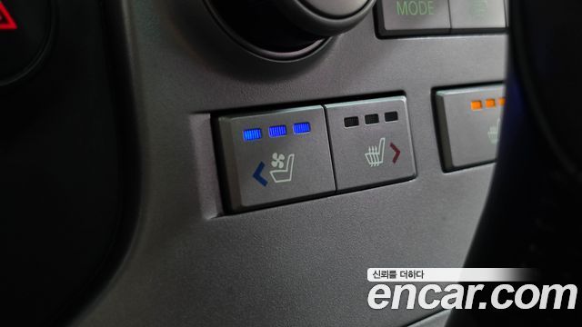 Hyundai Starex 2012 — photo 15