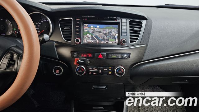 Kia K7 2012 — photo 13