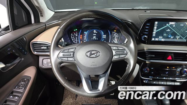 Hyundai Santafe 2019 — photo 13